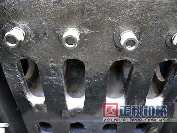 颚式51漫画官网入口轴承座